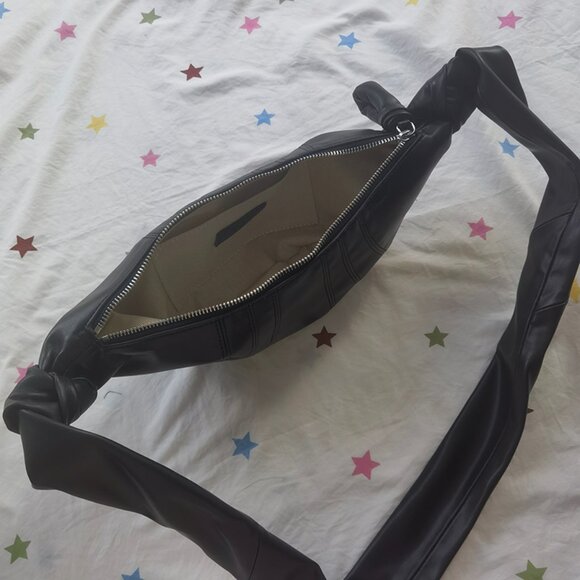 Lemaire Croissant Black Leather Bag - Picture 4 of 7